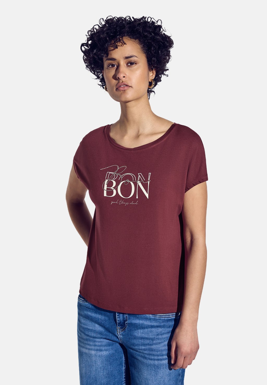 Футболка с принтом MIT WORDING Street One, темно-красный
Футболка с принтом MIT WORDING Street One, темно-красный