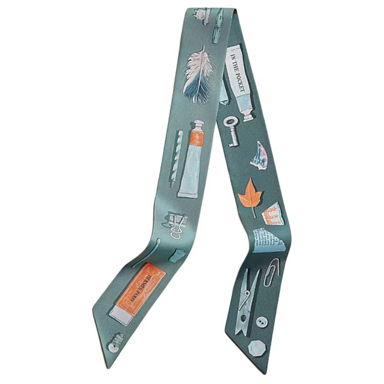 Шелковый шарф Mulberry Silk женский серо-зеленый HERMES
Шелковый шарф Mulberry Silk женский серо-зеленый HERMES