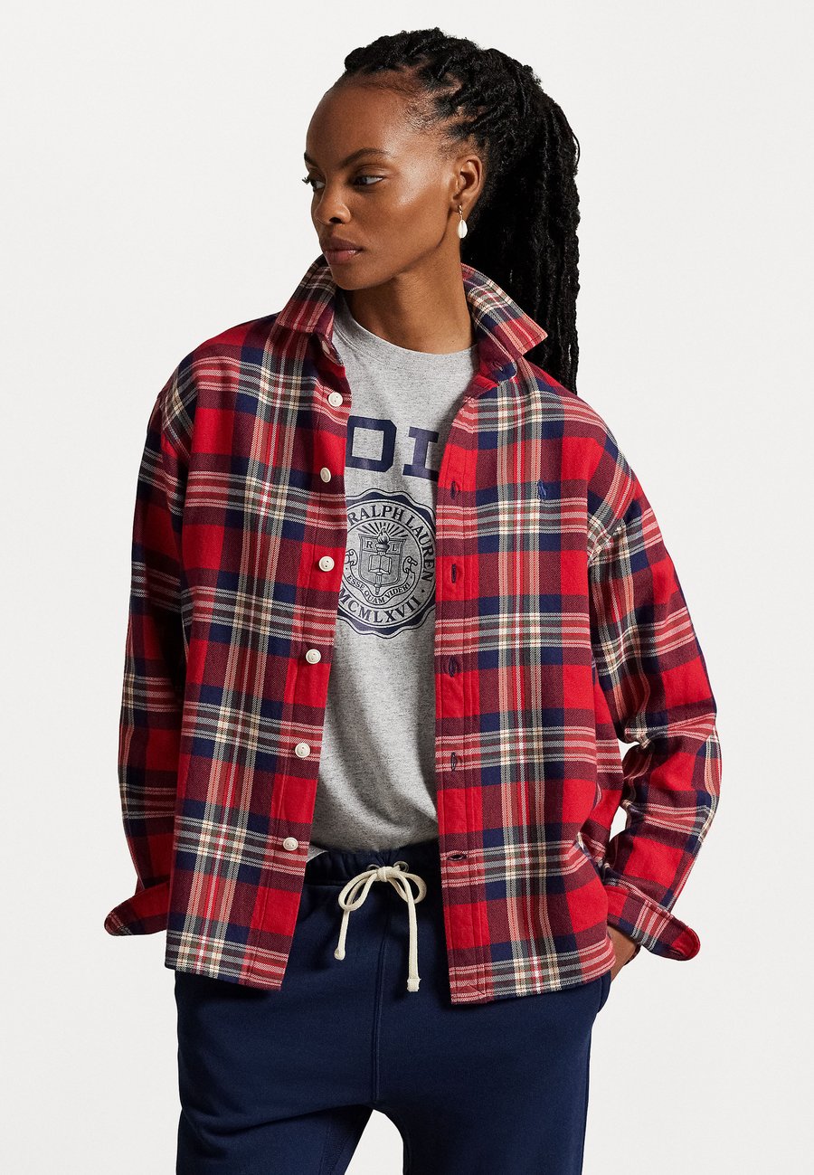 Блуза Polo Ralph Lauren RELAXED FIT PLAID COTTON TWILL SHIRT, Red/Navy/Dark Blue
Блуза Polo Ralph Lauren RELAXED FIT PLAID COTTON TWILL SHIRT, Red/Navy/Dark Blue