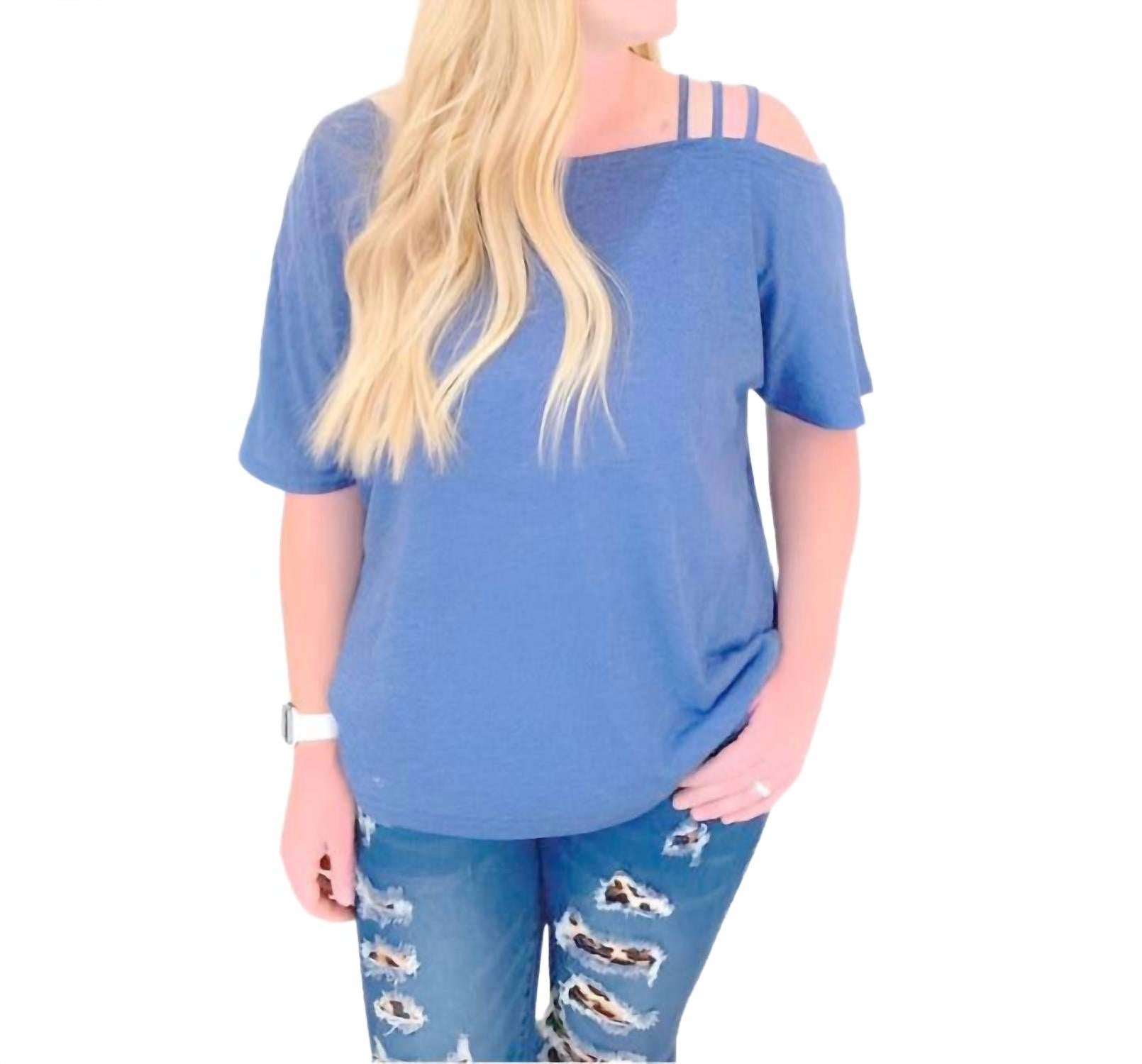 Голубой топ с асимметричным бретелем Shirley Stone
Голубой топ с асимметричным бретелем Shirley Stone