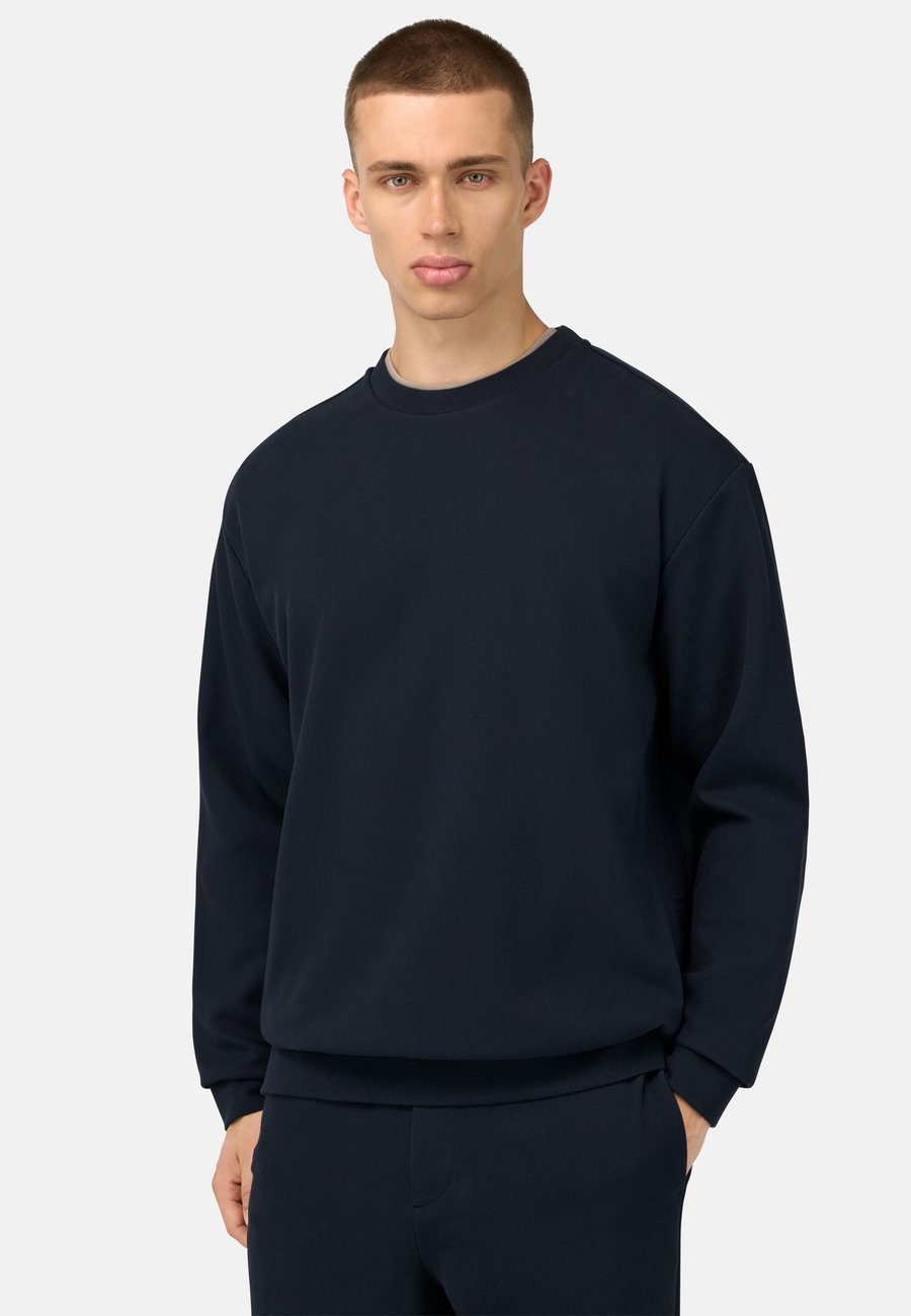 Толстовка Boggi Milano Sweatshirt, Navy Blue/Blue
Толстовка Boggi Milano Sweatshirt, Navy Blue/Blue