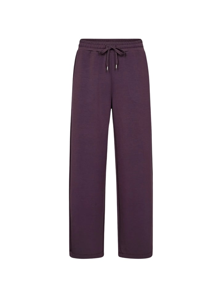 Брюки SC_BANU в цвете 5120 PLUM PERFECT soyaconcept
Брюки SC_BANU в цвете 5120 PLUM PERFECT soyaconcept