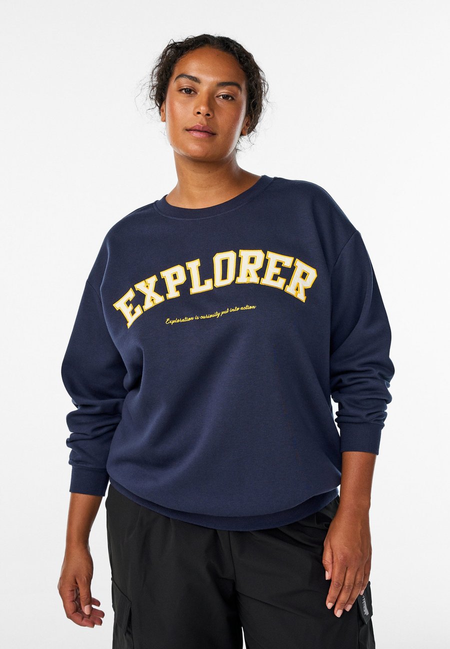 Толстовка Active by Zizzi MIT STATEMENT-DETAIL, Night Sky Explorer/Dark Blue
Толстовка Active by Zizzi MIT STATEMENT-DETAIL, Night Sky Explorer/Dark Blue