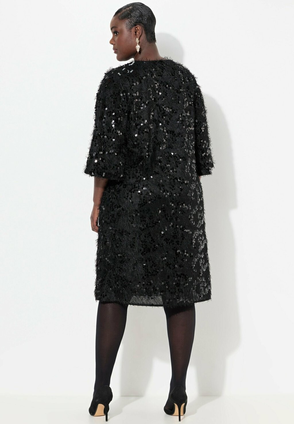 Коктейльное платье / Вечернее платье FRINGED SEQUINED SHORT SLEEVE Ulla Popken, черный
Коктейльное платье / Вечернее платье FRINGED SEQUINED SHORT SLEEVE Ulla Popken, черный