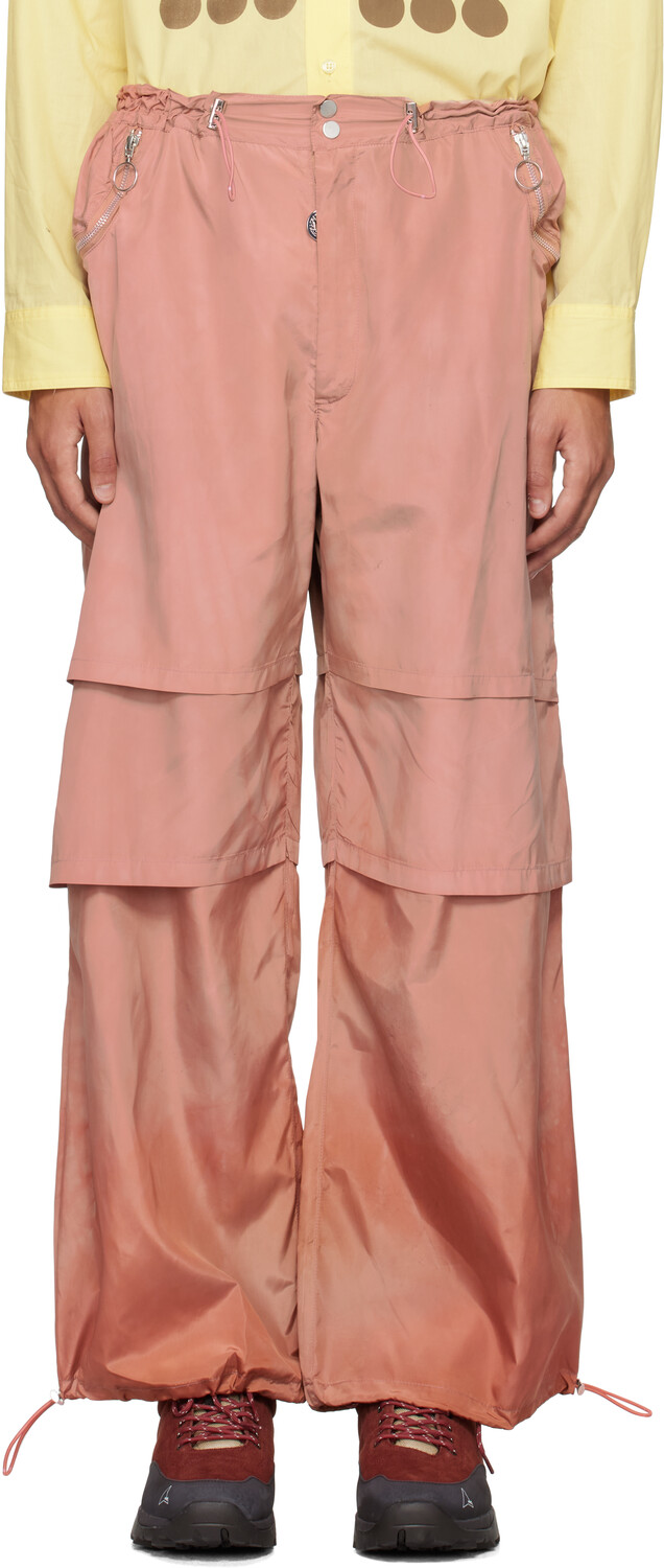 Красные брюки из трехслойного нейлона Charlie Constantinou 
Красные брюки из трехслойного нейлона Charlie Constantinou