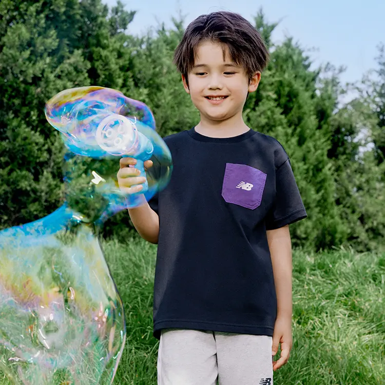 Детская футболка New Balance, черный
Детская футболка New Balance, черный