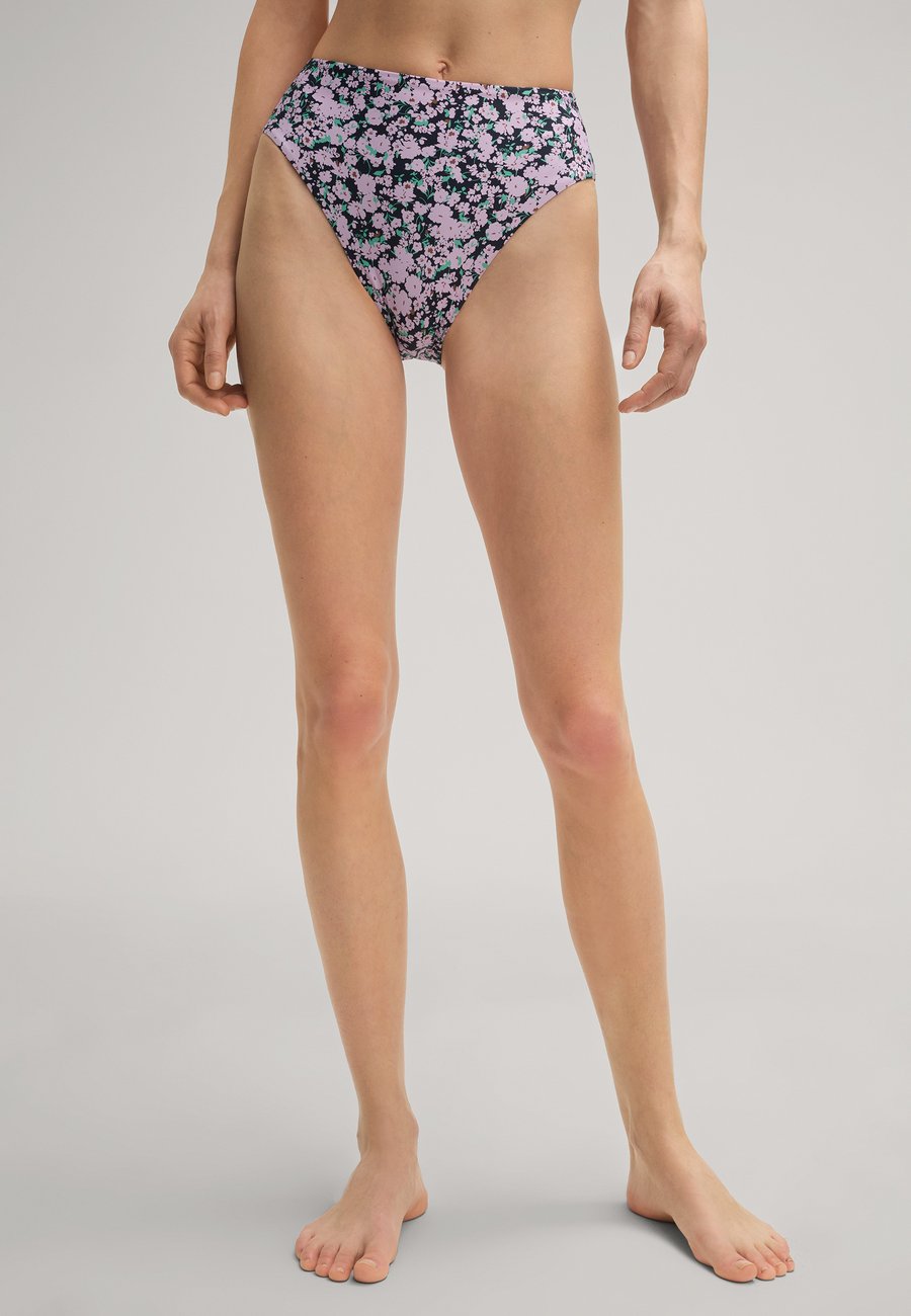 Низ бикини JOOP! Bikini bottoms, Rosa Schwarz/Light Pink
Низ бикини JOOP! Bikini bottoms, Rosa Schwarz/Light Pink