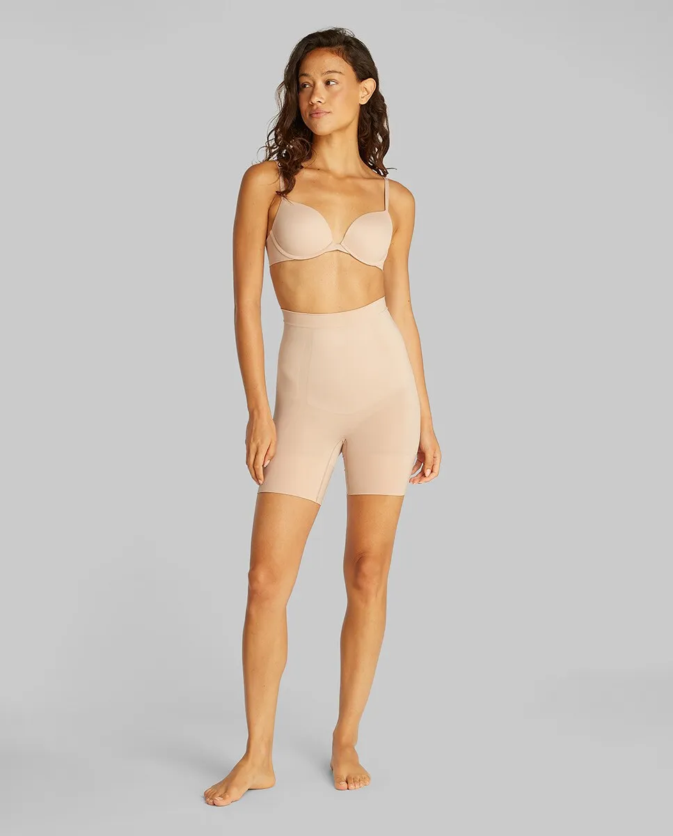 SESCURE SCULPT Утягивающие шорты с высокой поддержкой Calvin Klein, бежевый
SESCURE SCULPT Утягивающие шорты с высокой поддержкой Calvin Klein, бежевый