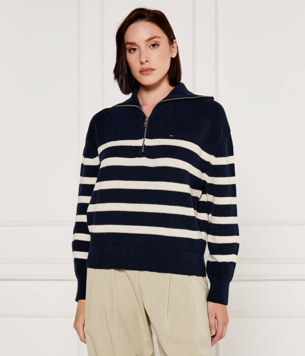 Свитер женский Tommy Hilfiger в полоску, синий/белый
Свитер женский Tommy Hilfiger в полоску, синий/белый