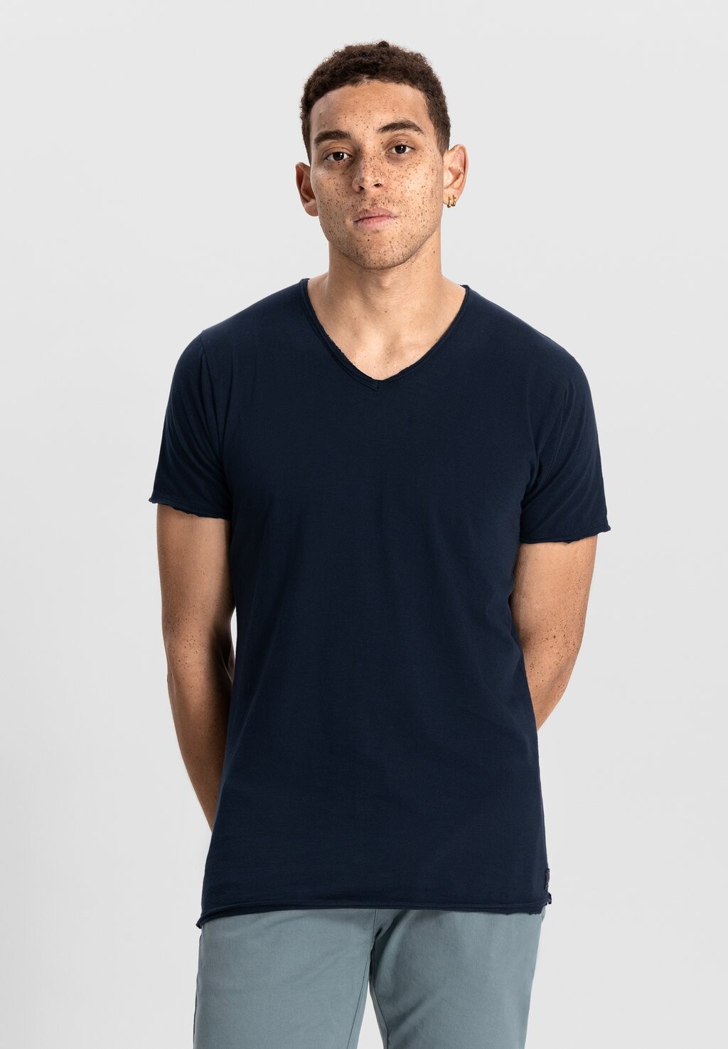 Базовая футболка STEWART Dstrezzed, темно-синий
Базовая футболка STEWART Dstrezzed, темно-синий