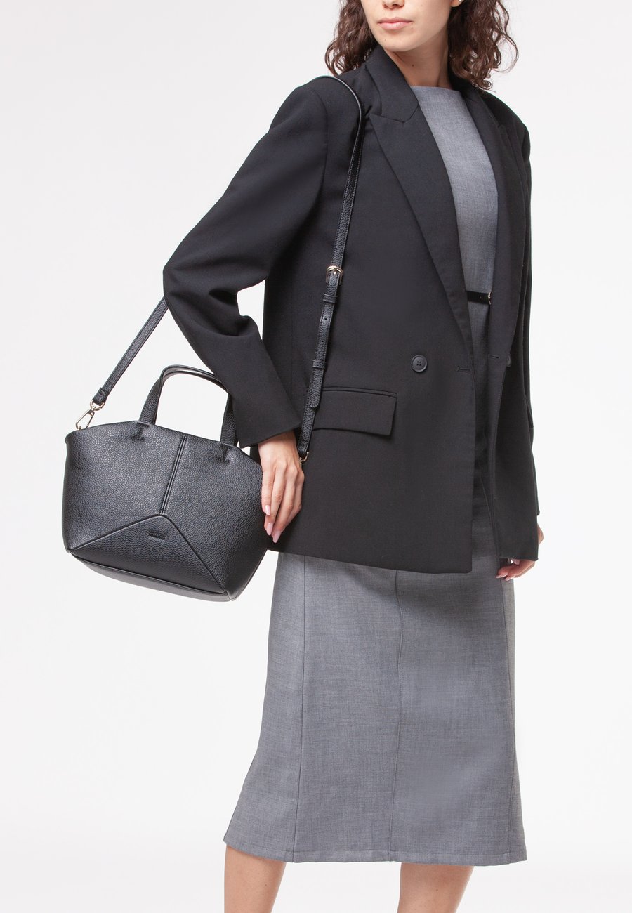 Сумка Miriade SHOPPING TAILOR, Nero/Black
Сумка Miriade SHOPPING TAILOR, Nero/Black