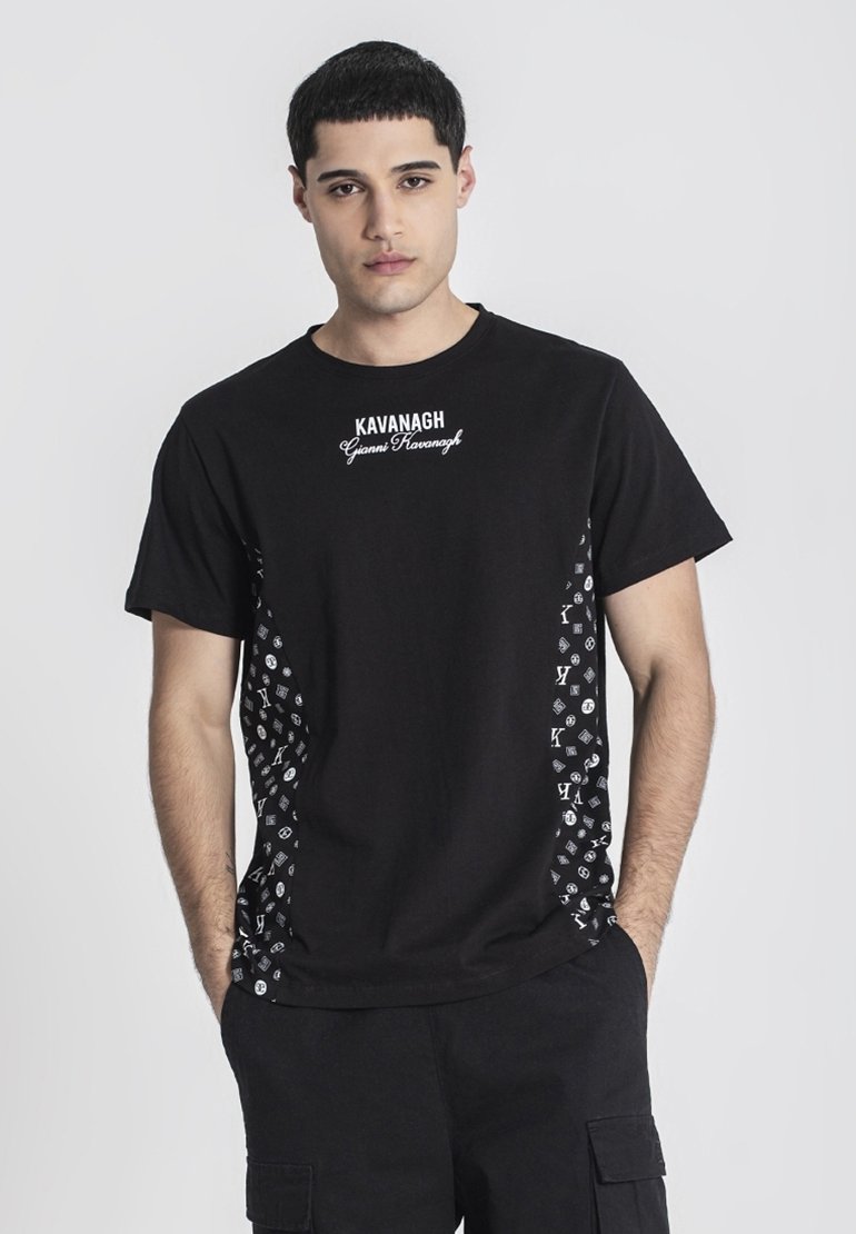 Футболка Gianni Kavanagh LOGOMANIA, Black, Черный, Футболка Gianni Kavanagh LOGOMANIA, Black
Футболка Gianni Kavanagh LOGOMANIA, Black, Черный, Футболка Gianni Kavanagh LOGOMANIA, Black