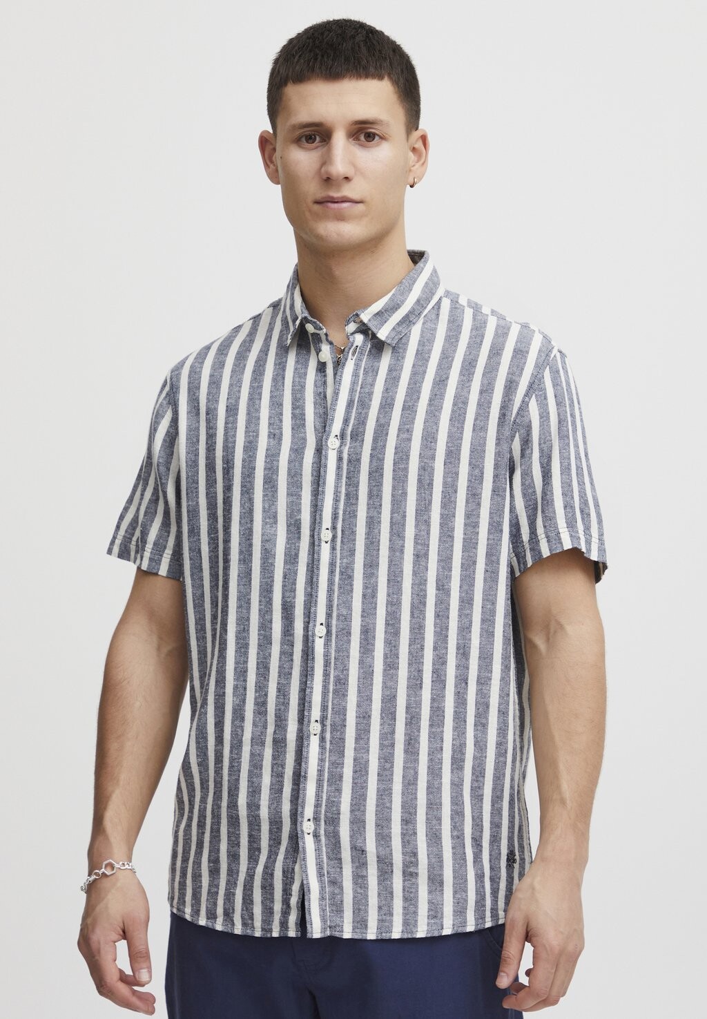 Рубашка OCHY 11 Project, цвет insignia blue
Рубашка OCHY 11 Project, цвет insignia blue