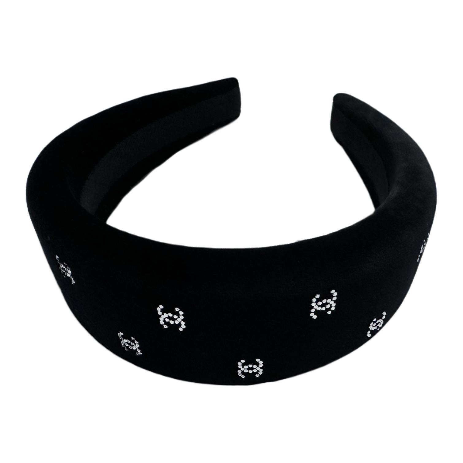 Повязка на голову Women's CHANEL, черный
Повязка на голову Women's CHANEL, черный