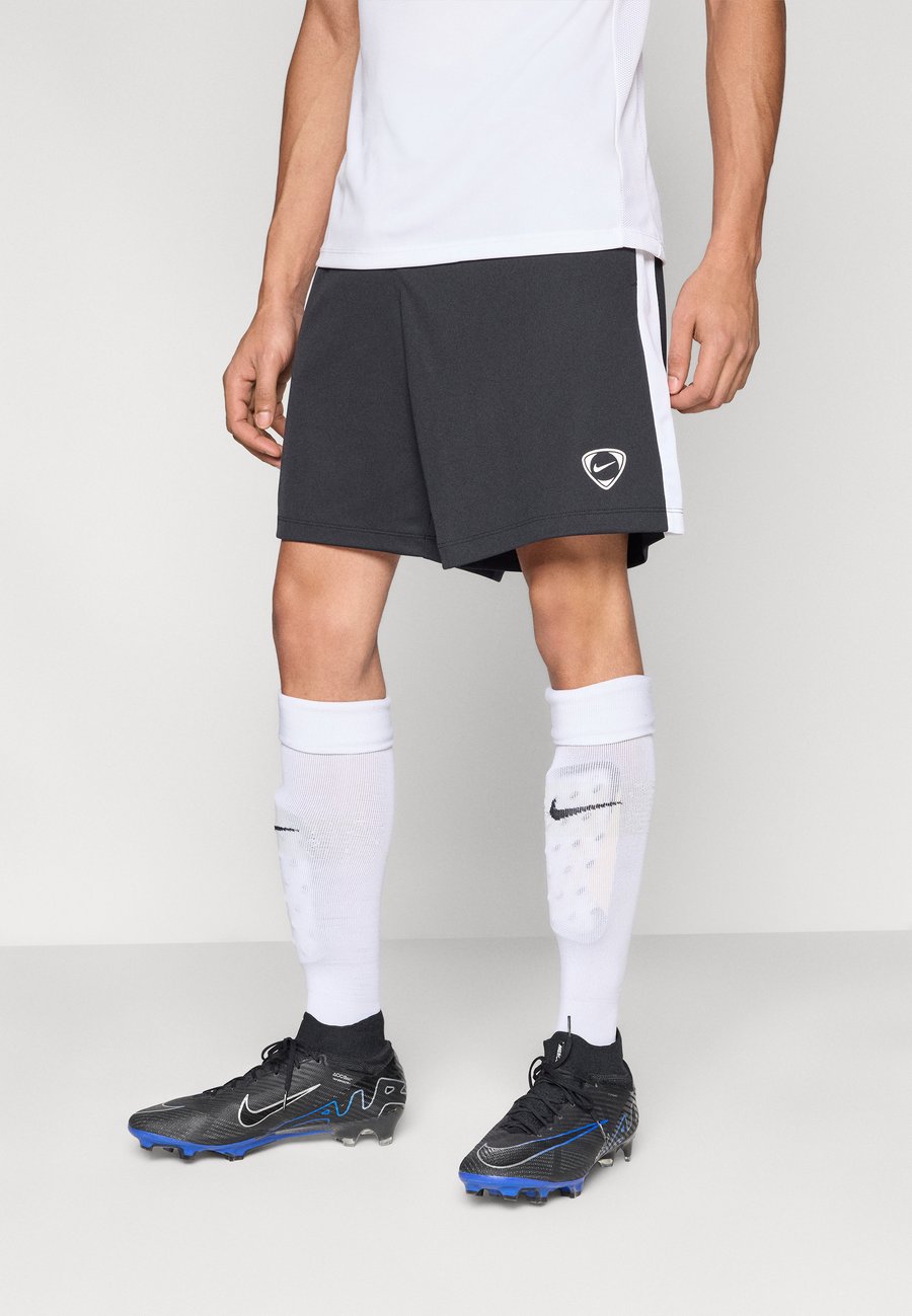 Спортивные шорты Nike Performance SHORT, Black/White/Black
Спортивные шорты Nike Performance SHORT, Black/White/Black