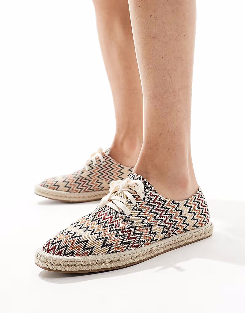 Эспадрильи на шнуровке ASOS DESIGN из ацтекского холста
Эспадрильи на шнуровке ASOS DESIGN из ацтекского холста