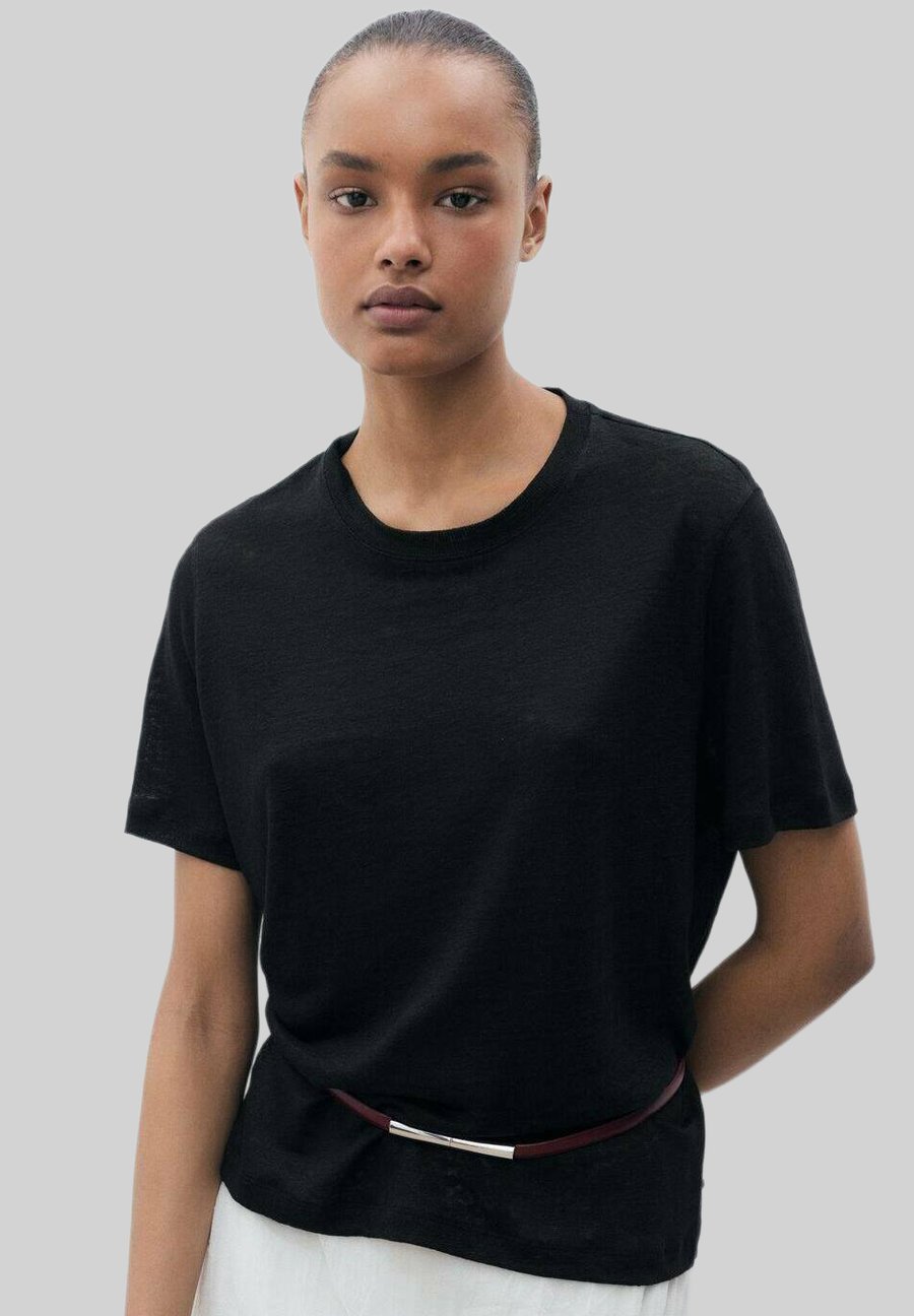 Футболка Mango SHORT SLEEVED, Black, Черный, Футболка Mango SHORT SLEEVED, Black
Футболка Mango SHORT SLEEVED, Black, Черный, Футболка Mango SHORT SLEEVED, Black