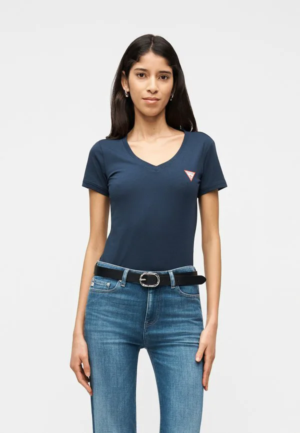Мини-Футболка с треугольником, базовая футболка Guess, Blackened Blue, Черный, Мини-Футболка с треугольником, базовая футболка Guess, Blackened Blue
Мини-Футболка с треугольником, базовая футболка Guess, Blackened Blue, Черный, Мини-Футболка с треугольником, базовая футболка Guess, Blackened Blue