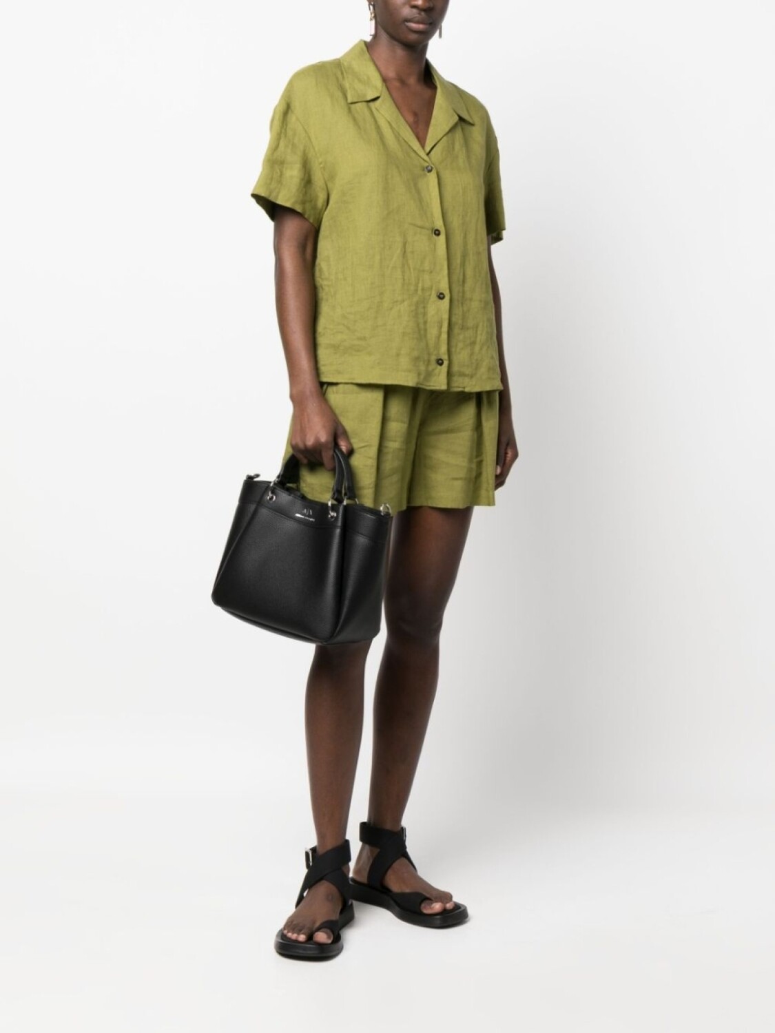 Сумка-тоут с логотипом Armani Exchange, черный
Сумка-тоут с логотипом Armani Exchange, черный