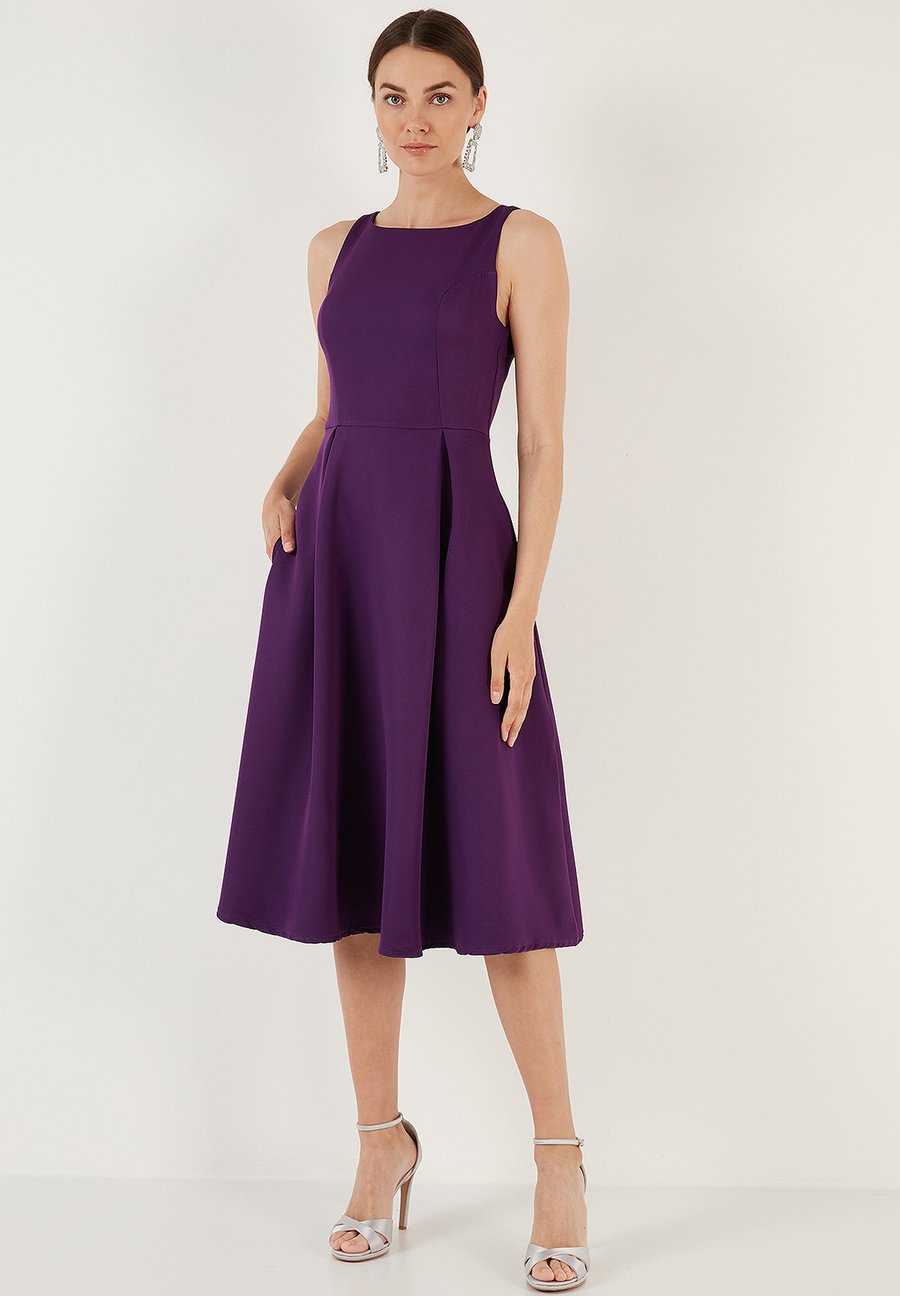 Платье LELA REGULAR FIT, Purple
Платье LELA REGULAR FIT, Purple