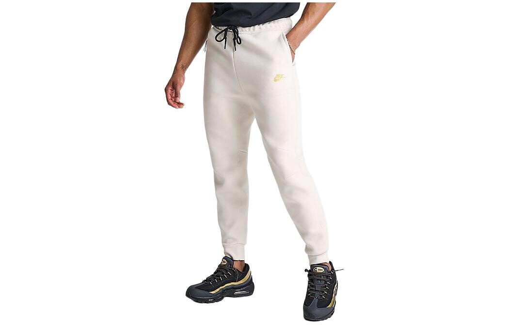 Трикотажные спортивные штаны мужские коричневые Nike, коричневый
Трикотажные спортивные штаны мужские коричневые Nike, коричневый