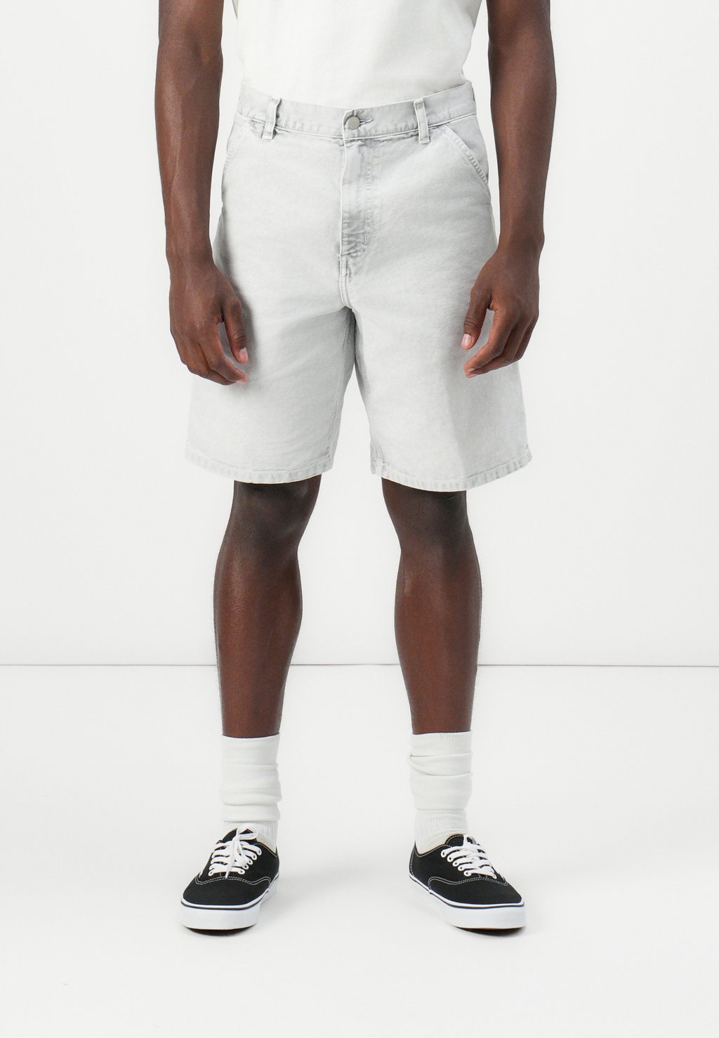 Джинсовые шорты SINGLE KNEE SHORT DEARBORN CANVAS Carhartt WIP, черный
Джинсовые шорты SINGLE KNEE SHORT DEARBORN CANVAS Carhartt WIP, черный