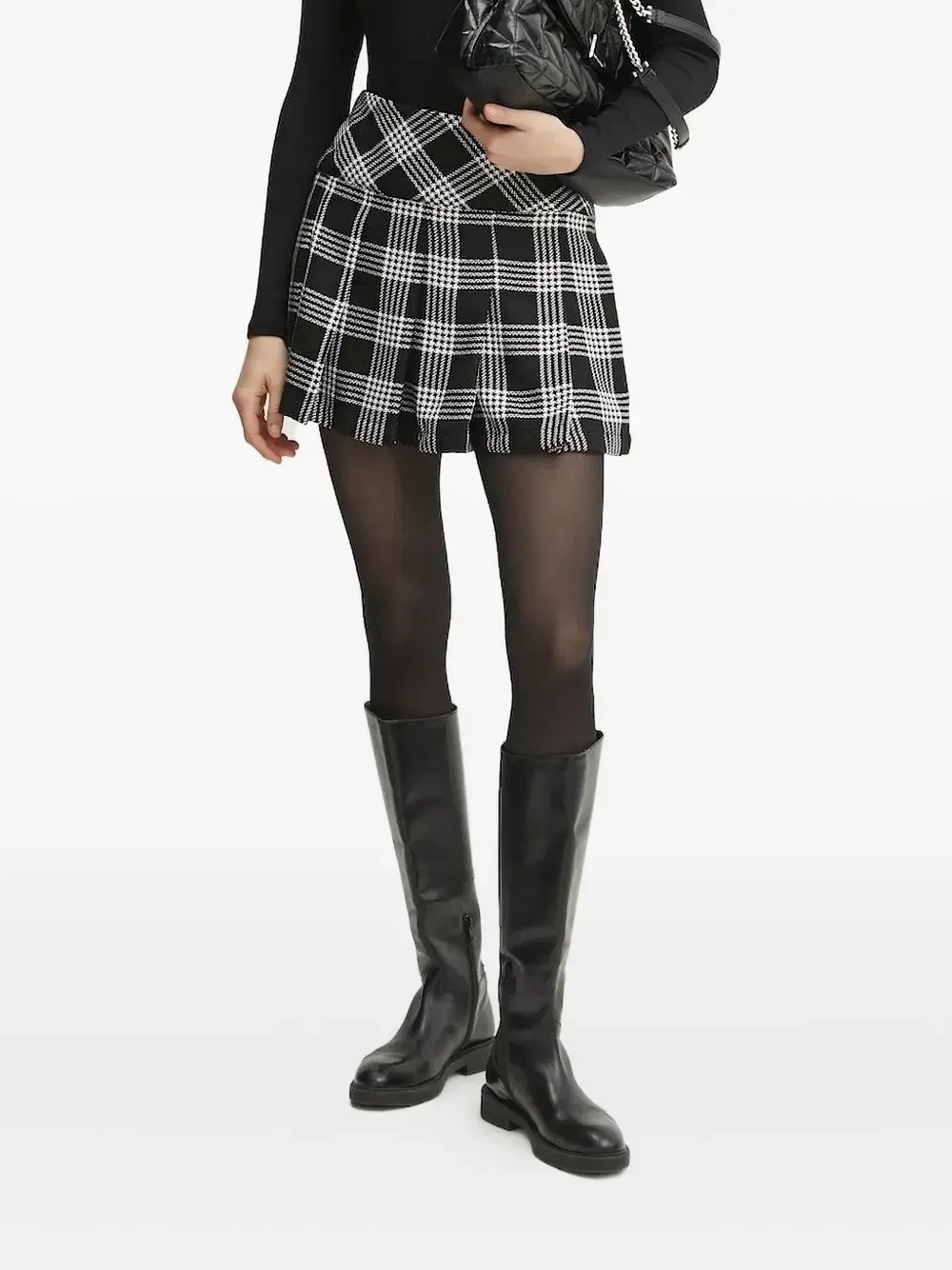 Юбка в клетку со складками GUESS USA, черный
Юбка в клетку со складками GUESS USA, черный