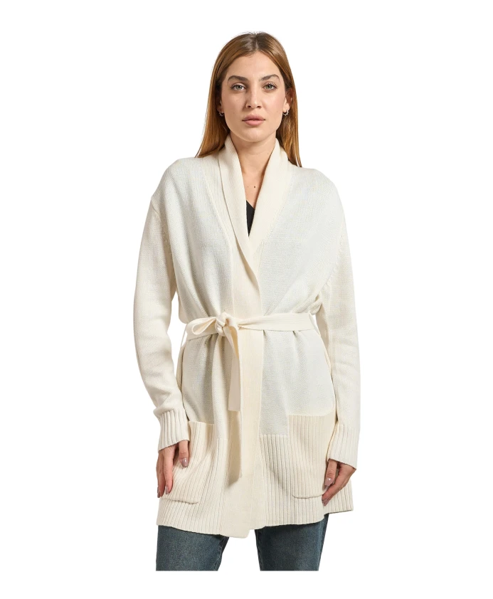 Белый длинный кардиган с карманами на поясе Armani Exchange, белый
Белый длинный кардиган с карманами на поясе Armani Exchange, белый