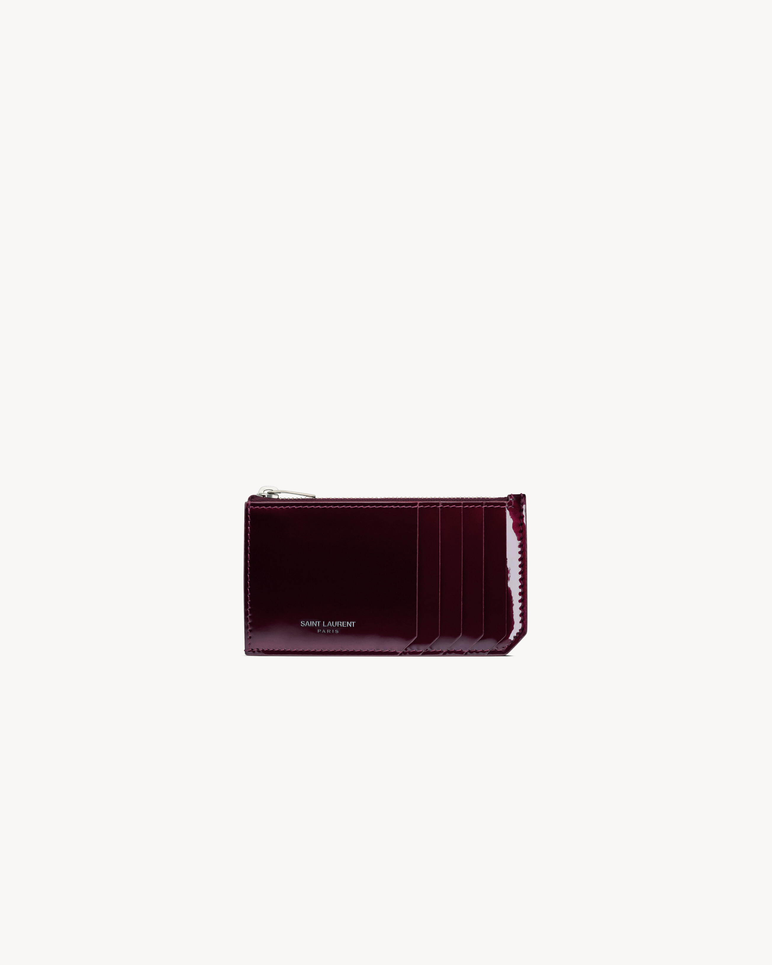 Кредитница SAINT LAURENT PARIS FRAGMENTS на молнии из лакированной кожи, красный
Кредитница SAINT LAURENT PARIS FRAGMENTS на молнии из лакированной кожи, красный
