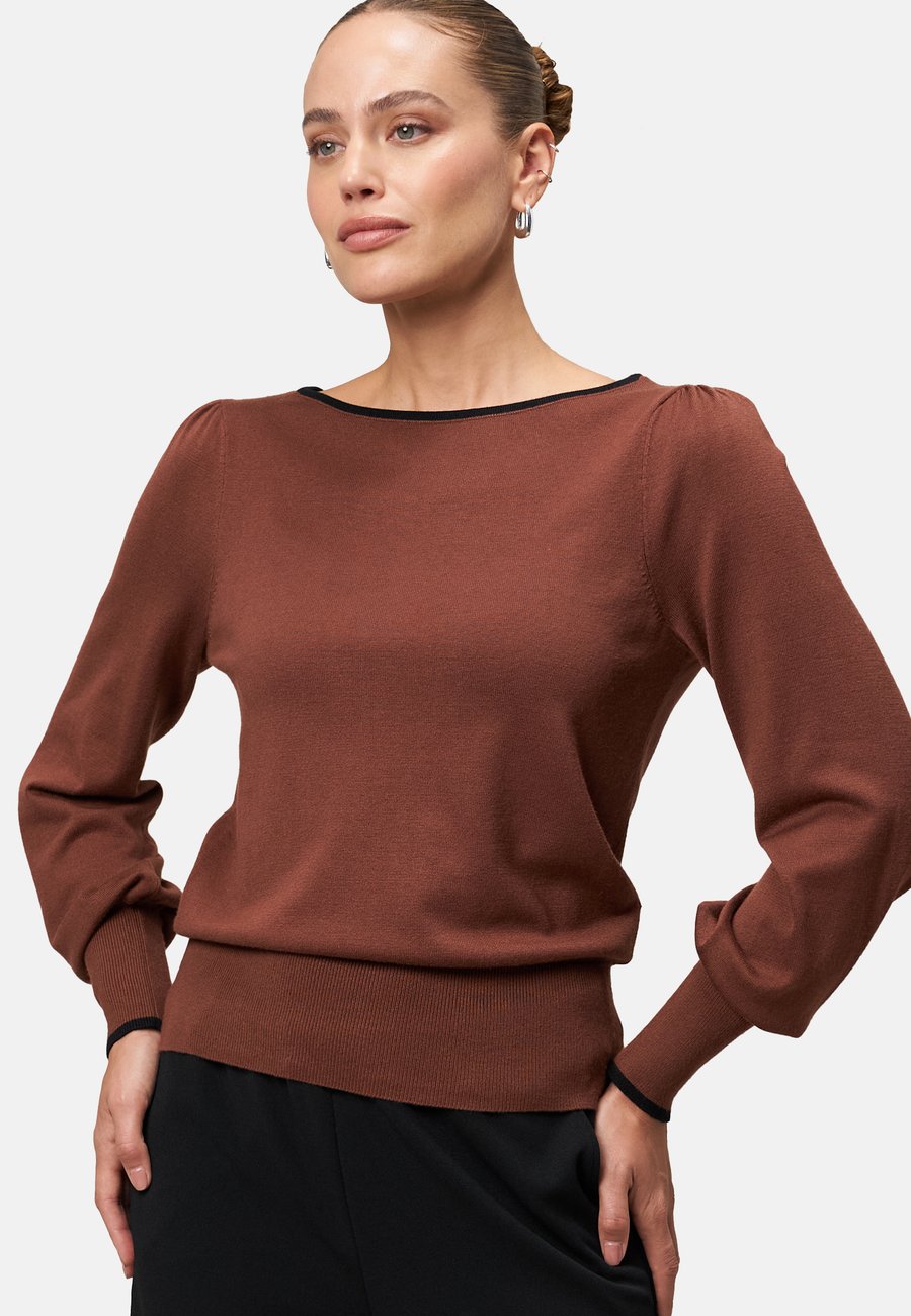 Джемпер zero Jumper, Patch Brownblack/Brown
Джемпер zero Jumper, Patch Brownblack/Brown