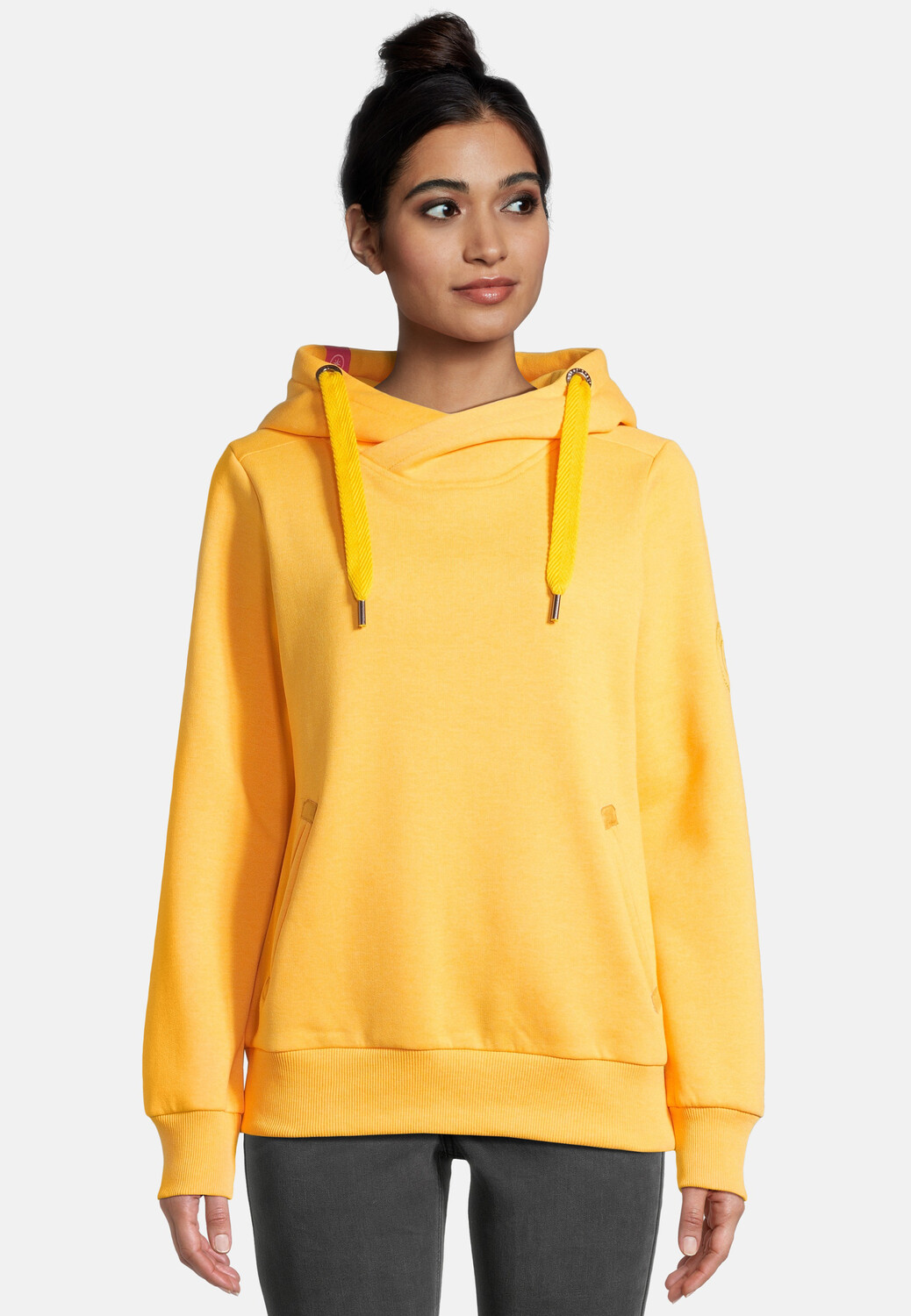 Толстовка Salzhaut Hoodie SÜNN, цвет Sun
Толстовка Salzhaut Hoodie SÜNN, цвет Sun