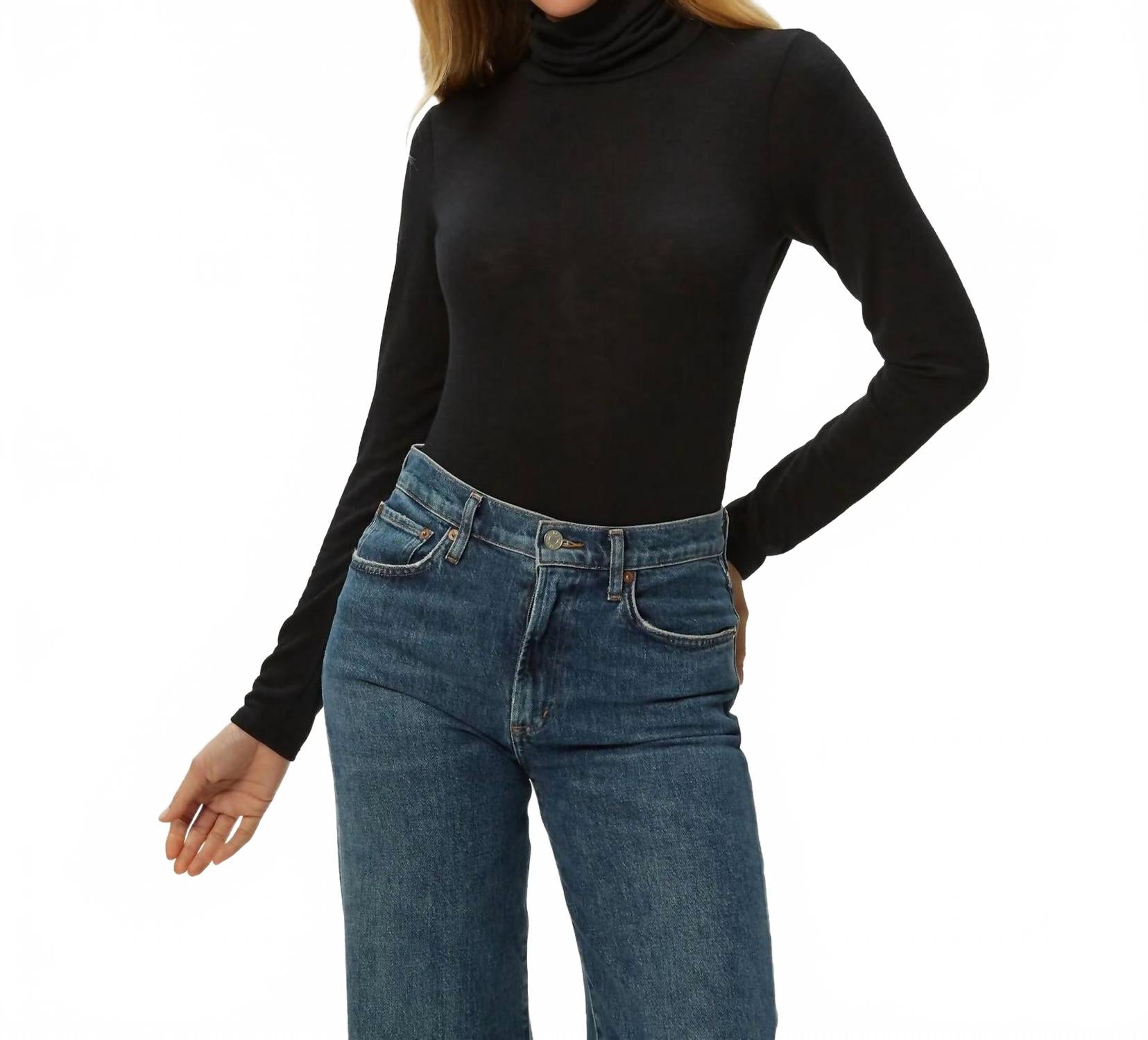 Michael Stars Свитер Jojo с воротником-стойкой и боковыми сборками, черный
Michael Stars Свитер Jojo с воротником-стойкой и боковыми сборками, черный