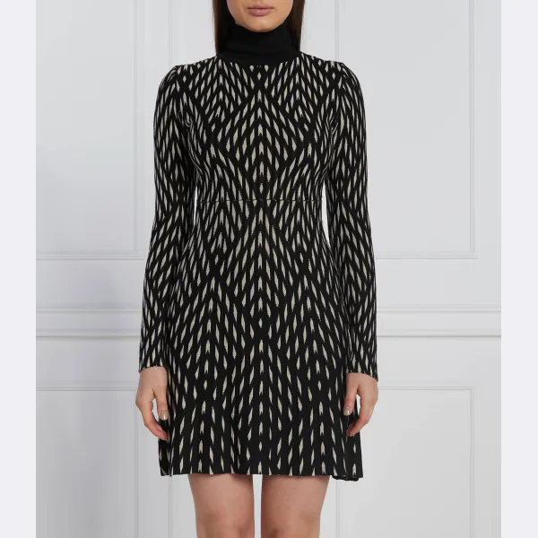 Платье Desigual, черный
Платье Desigual, черный