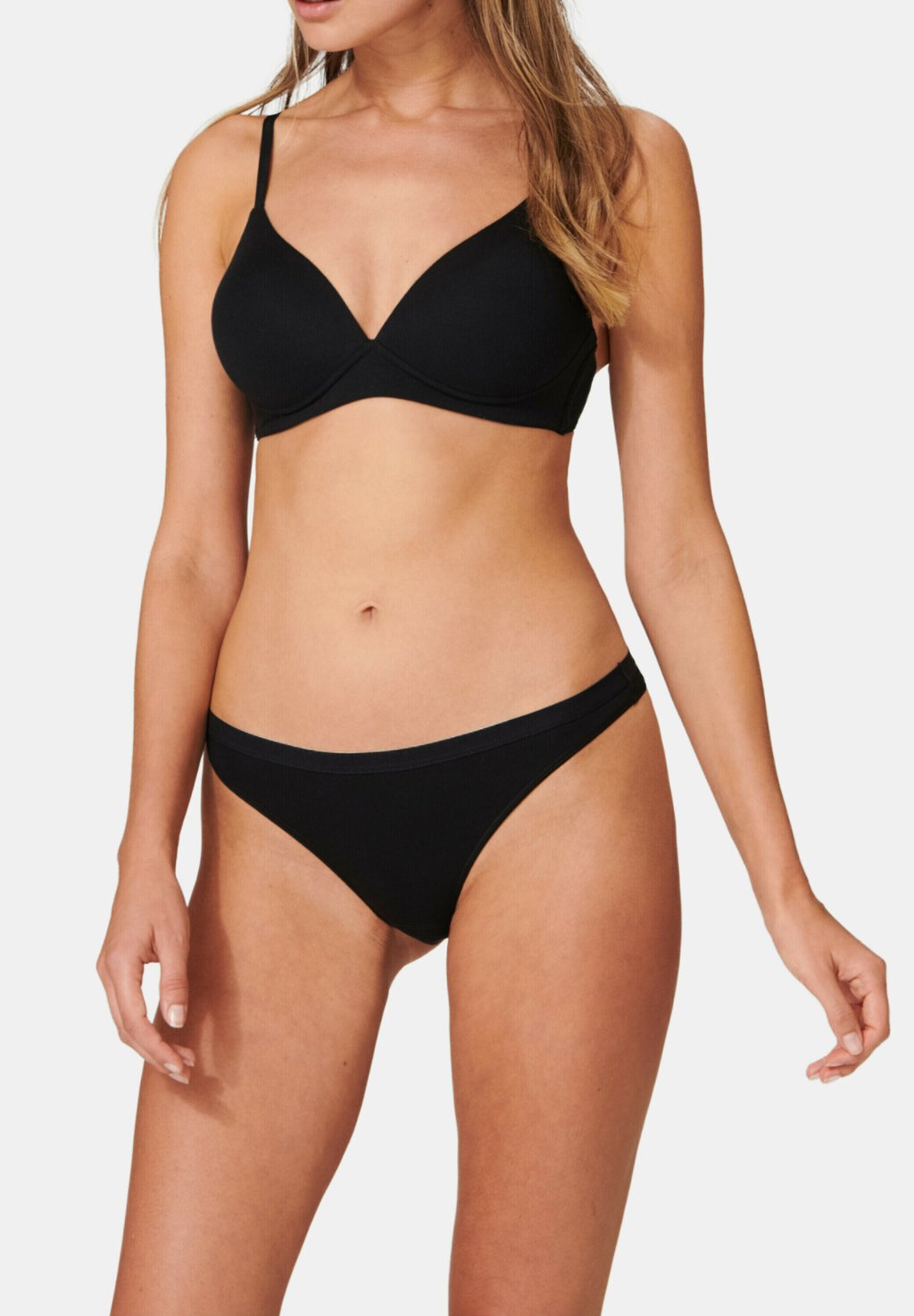 Стринги 6ER PACK STRING Schiesser, черный
Стринги 6ER PACK STRING Schiesser, черный