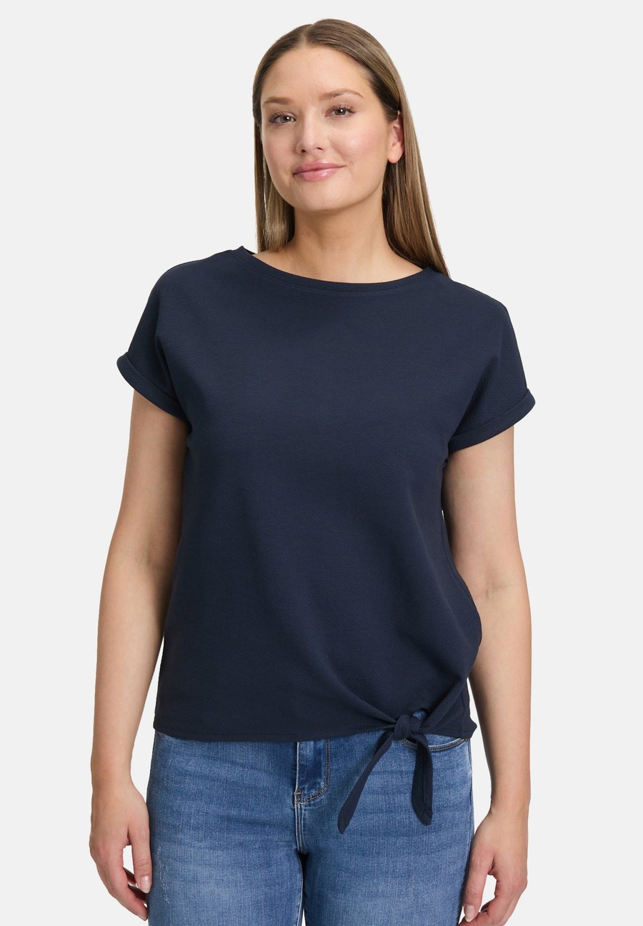 Футболка Betty Barclay HALBARM-MIT SCHLEIFENKNOTEN, Dunkelblau/Dark Blue, Синий, Футболка Betty Barclay HALBARM-MIT SCHLEIFENKNOTEN, Dunkelblau/Dark Blue
Футболка Betty Barclay HALBARM-MIT SCHLEIFENKNOTEN, Dunkelblau/Dark Blue, Синий, Футболка Betty Barclay HALBARM-MIT SCHLEIFENKNOTEN, Dunkelblau/Dark Blue