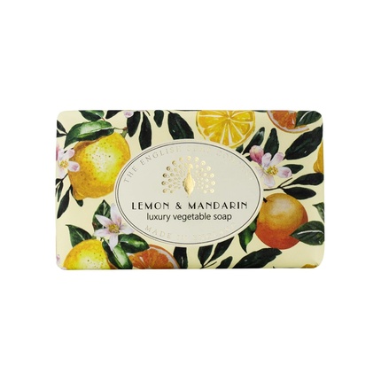 Винтажный обернутый брусок мыла с лимоном, мандарином и маслом ши The English Soap Company
Винтажный обернутый брусок мыла с лимоном, мандарином и маслом ши The English Soap Company