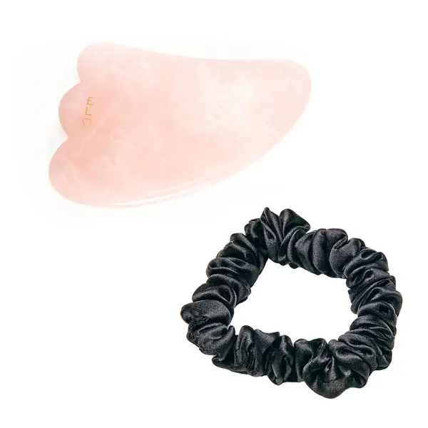 Комплект: Резинка для волос из 100% шелка - черная, 1 шт. + гуаша из розового кварца, 1 шт. Easy Livin'
Комплект: Резинка для волос из 100% шелка - черная, 1 шт. + гуаша из розового кварца, 1 шт. Easy Livin'