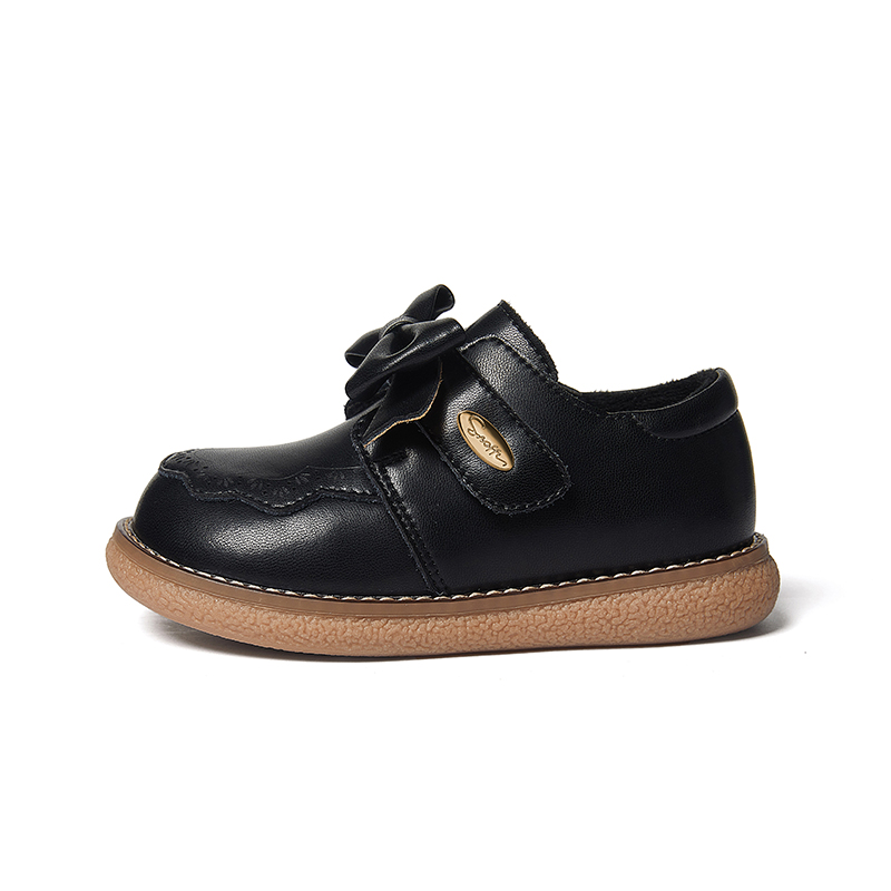 Детские кожаные туфли с противоскользящим износостойким верхом Snoffy, черный
Детские кожаные туфли с противоскользящим износостойким верхом Snoffy, черный