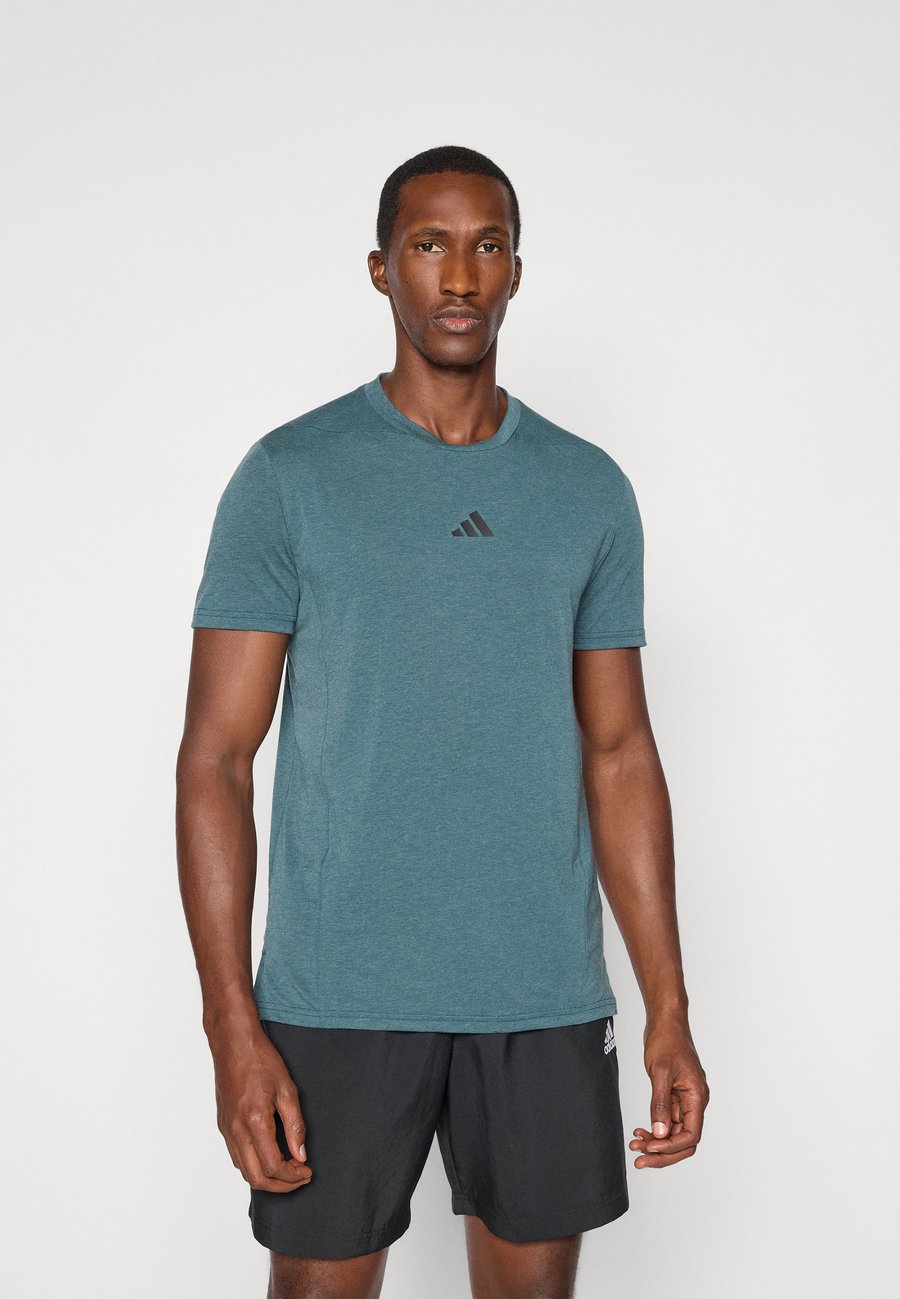 Футболка Adidas Performance D4T WORKOUT, Aurora Ivy/Dark Green
Футболка Adidas Performance D4T WORKOUT, Aurora Ivy/Dark Green