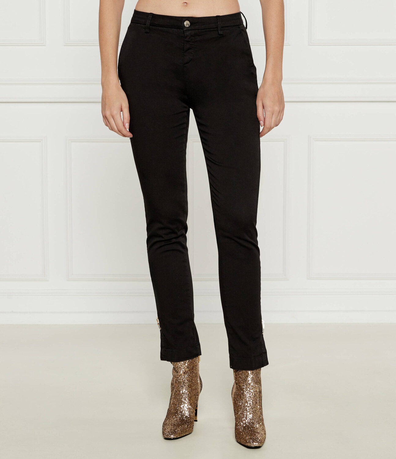 Джинсы Liu Jo Slim Fit, черный
Джинсы Liu Jo Slim Fit, черный