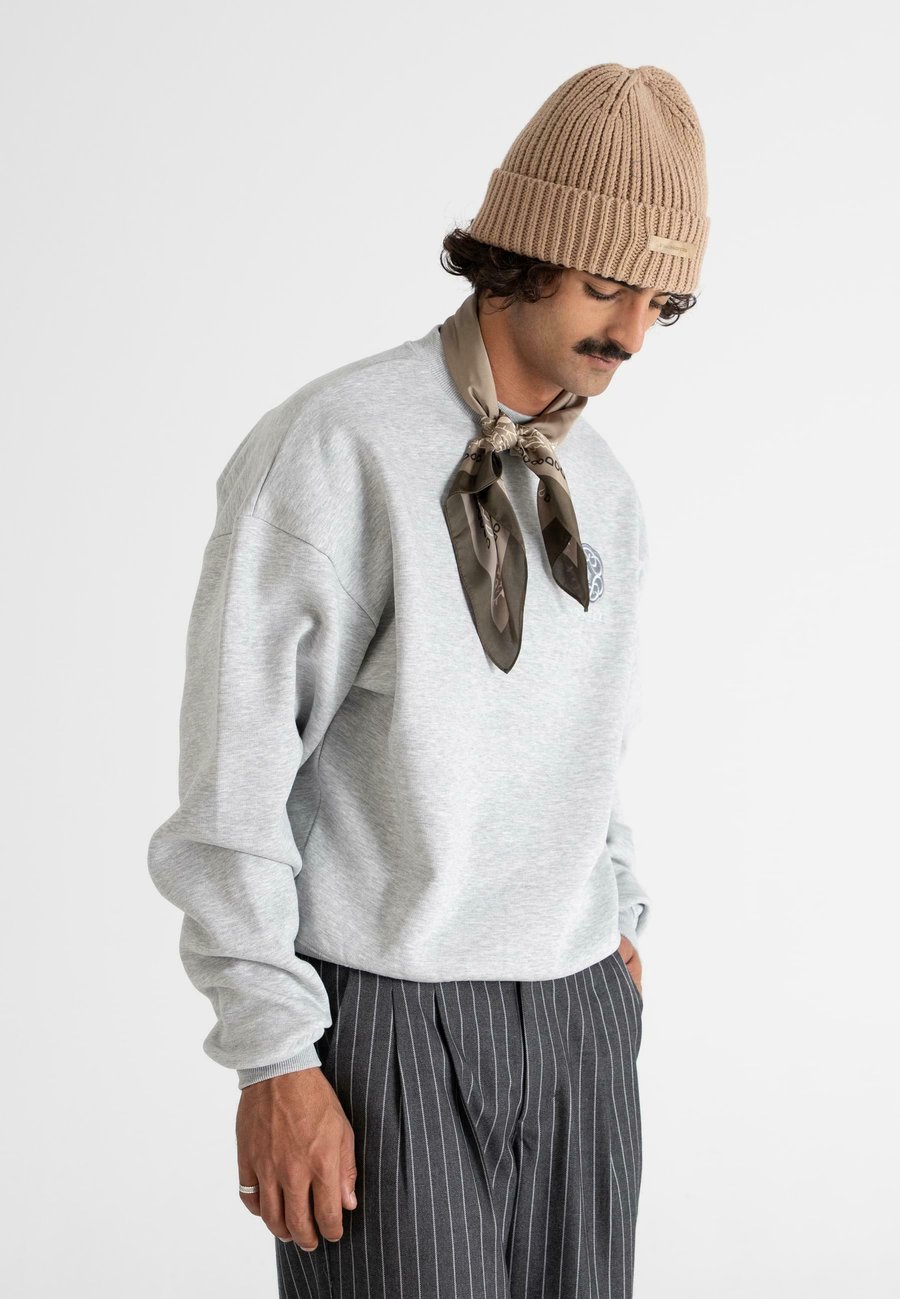 Толстовка PROHIBITED CREW NECK, Grey Melange/Mottled Grey, Серый, Толстовка PROHIBITED CREW NECK, Grey Melange/Mottled Grey
Толстовка PROHIBITED CREW NECK, Grey Melange/Mottled Grey, Серый, Толстовка PROHIBITED CREW NECK, Grey Melange/Mottled Grey