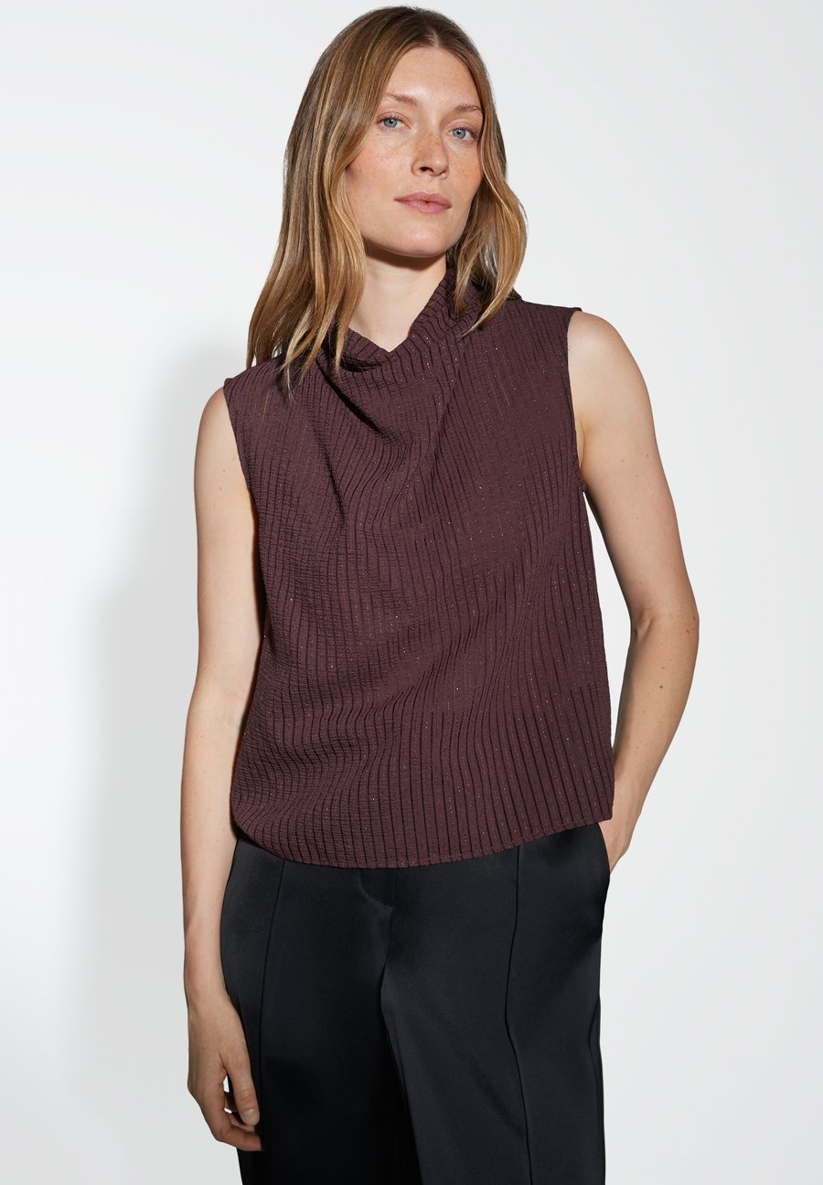 Блуза OPUS RELAXED FIT, Dark Grape/Dark Purple
Блуза OPUS RELAXED FIT, Dark Grape/Dark Purple