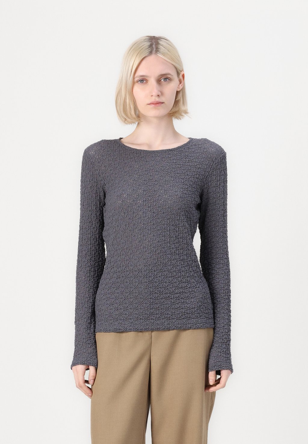 Футболка с длинным рукавом MYNTE Modström, синий
Футболка с длинным рукавом MYNTE Modström, синий