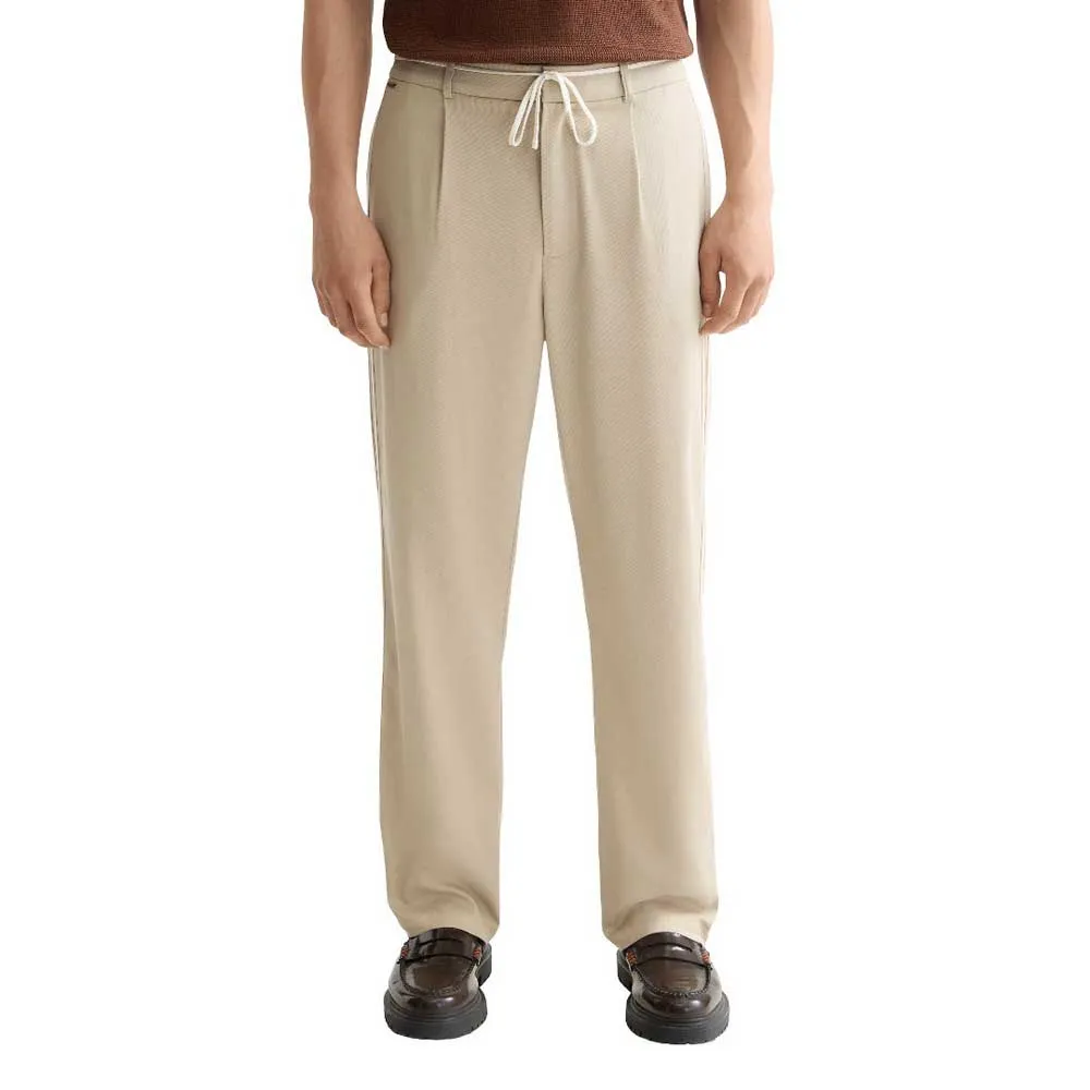 Брюки Scotch & Soda Trimmed Twill Pleated Relaxed Straight Jogger, бежевый
Брюки Scotch & Soda Trimmed Twill Pleated Relaxed Straight Jogger, бежевый