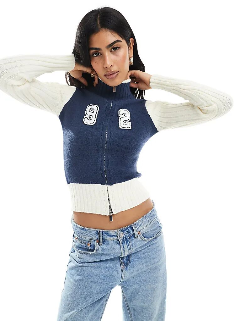 Кардиган Daisy Street с высоким воротом, застегивающийся на молнию, кремового и темно-синего цветов
Кардиган Daisy Street с высоким воротом, застегивающийся на молнию, кремового и темно-синего цветов