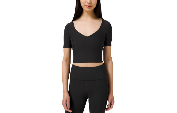 Lululemon Женский черный топ
Lululemon Женский черный топ