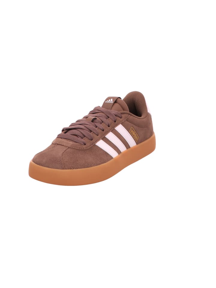 Adidas коричневые спортивные туфли
Adidas коричневые спортивные туфли