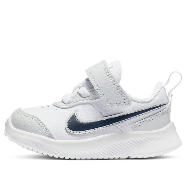 Кроссовки университетские кожаные Nike, белый 
Кроссовки университетские кожаные Nike, белый