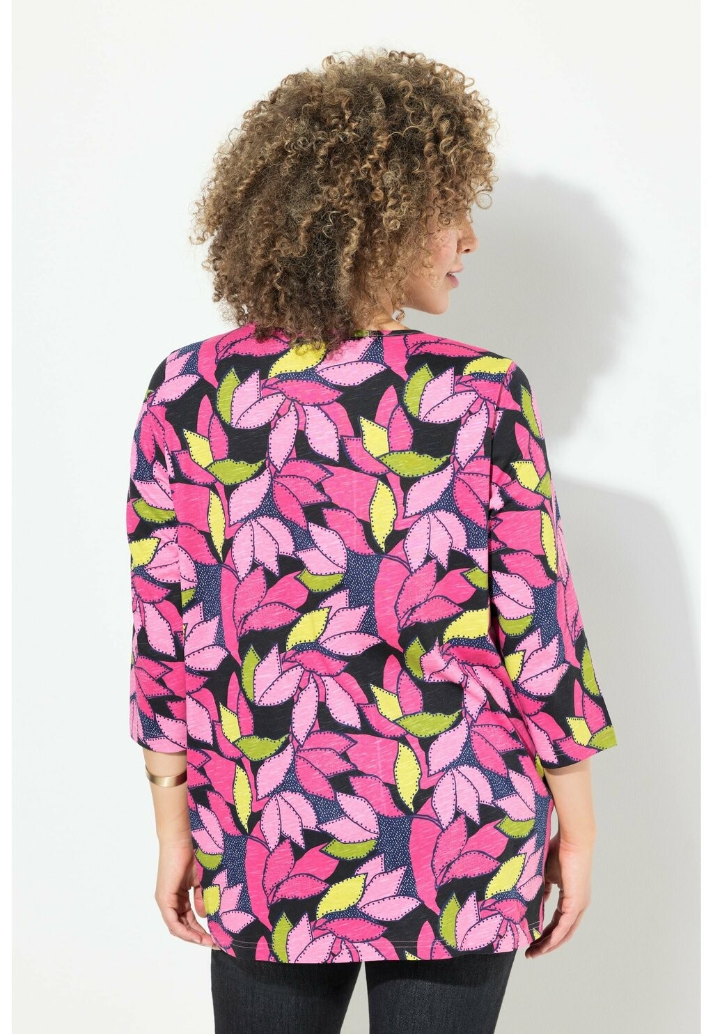 Топ с длинными рукавами 3/4 SLEEVE V-NECK LEAF Ulla Popken, розовый
Топ с длинными рукавами 3/4 SLEEVE V-NECK LEAF Ulla Popken, розовый