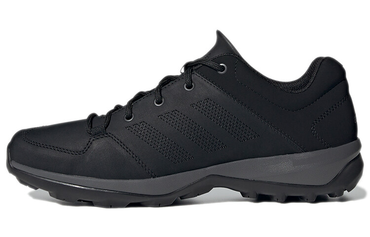 Daroga Plus Outdoor Performance Shoes Men Low-Top Black Adidas
Daroga Plus Outdoor Performance Shoes Men Low-Top Black Adidas